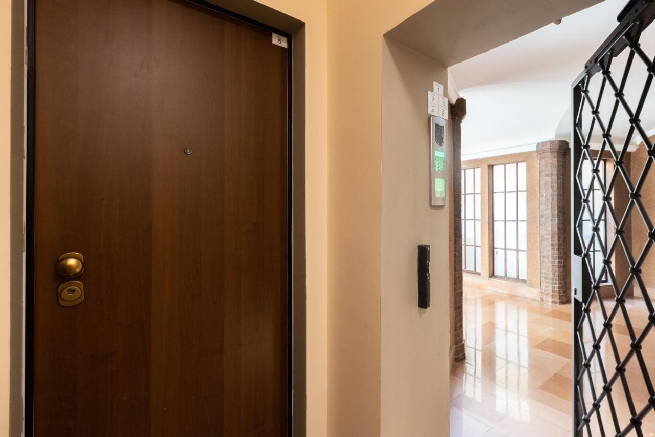 Goito 4, Bologna By Short Holidays Экстерьер фото